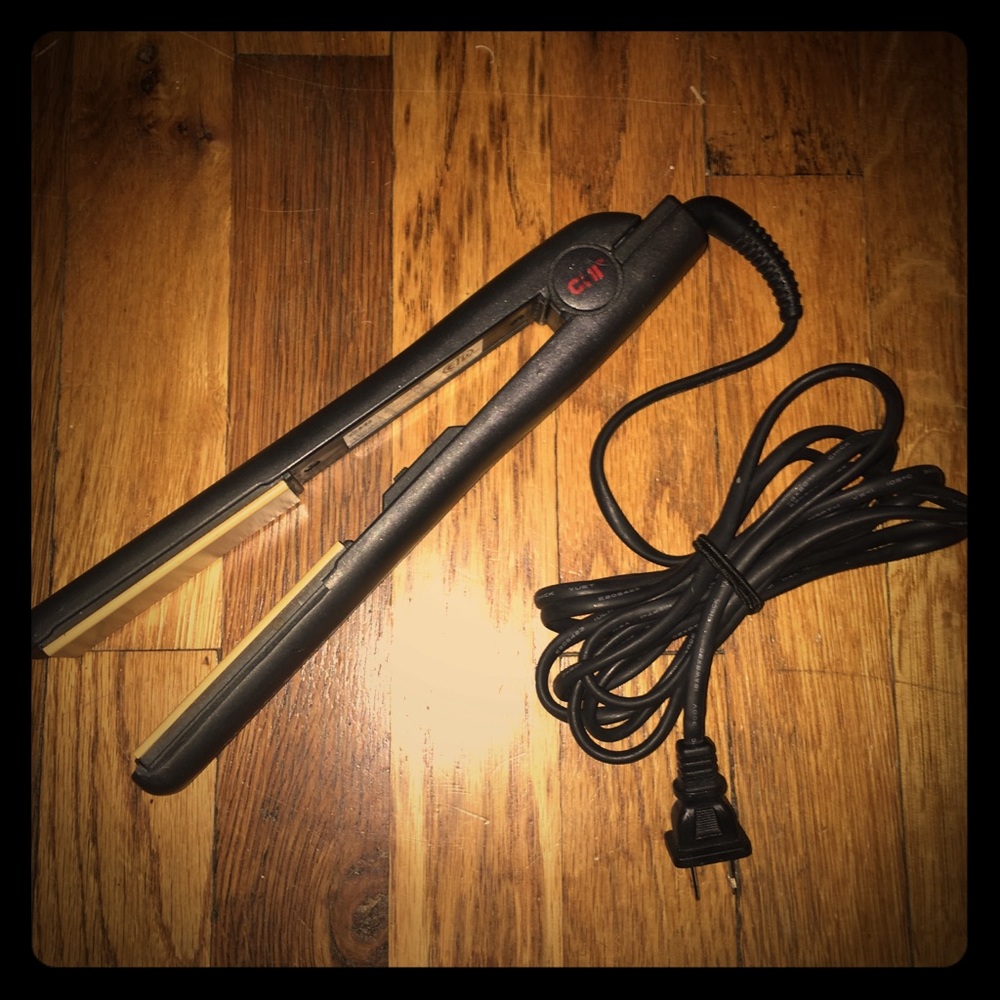 CHI Ceramic Hairstyling Iron